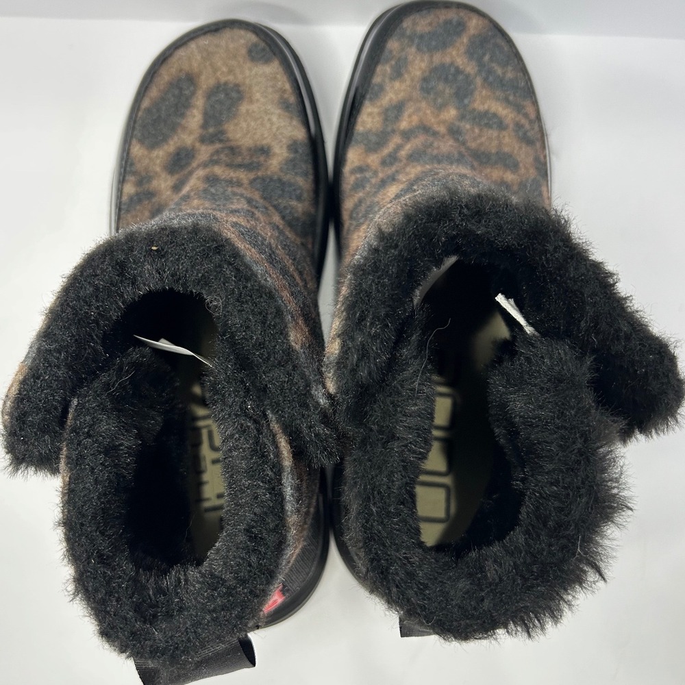Hey Dude Youth Leopard Black Faux Fur Boots Kids Size 4 Brand New With Tags - Picture 13 of 15